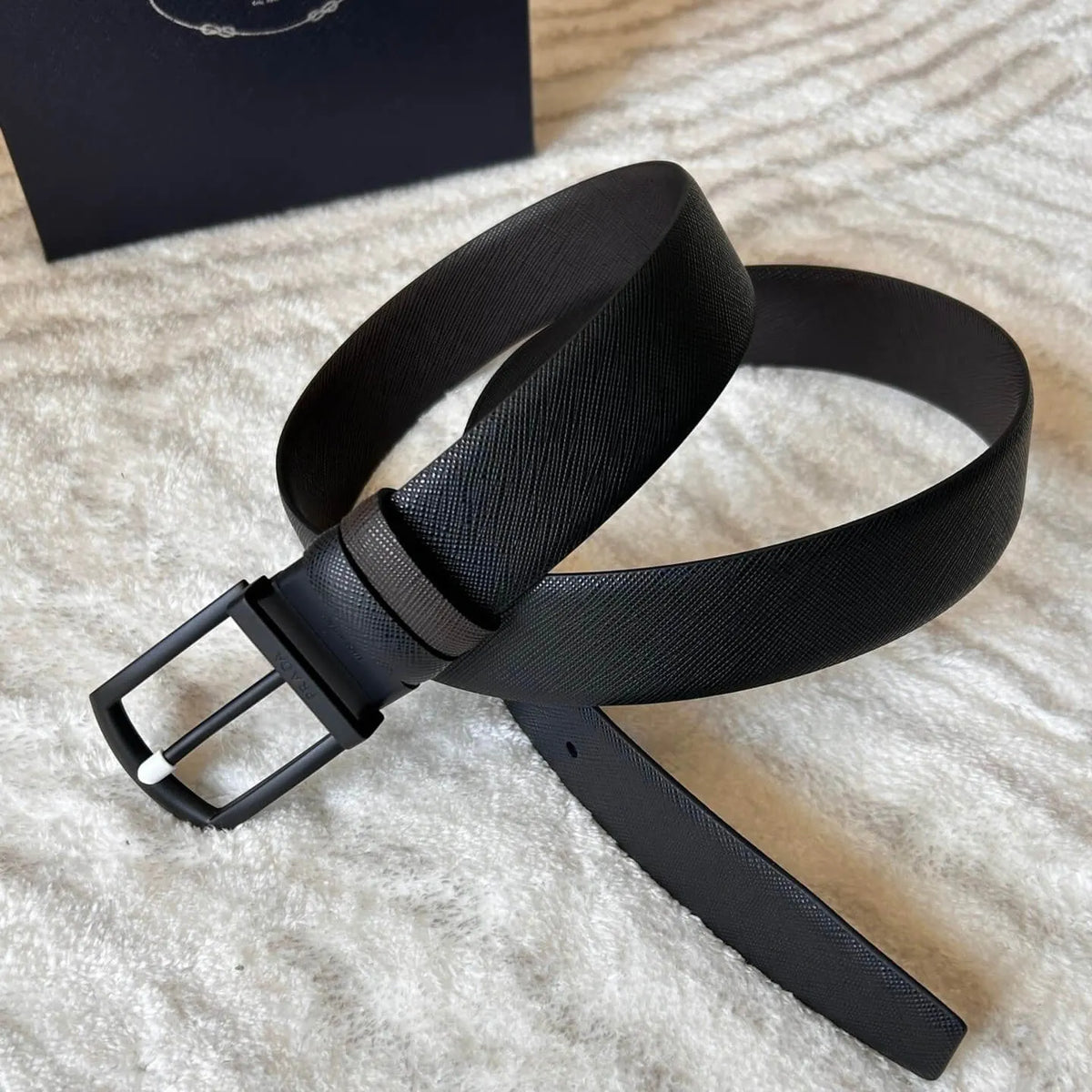 Minimalist Style Reversible Two-Tone Belt