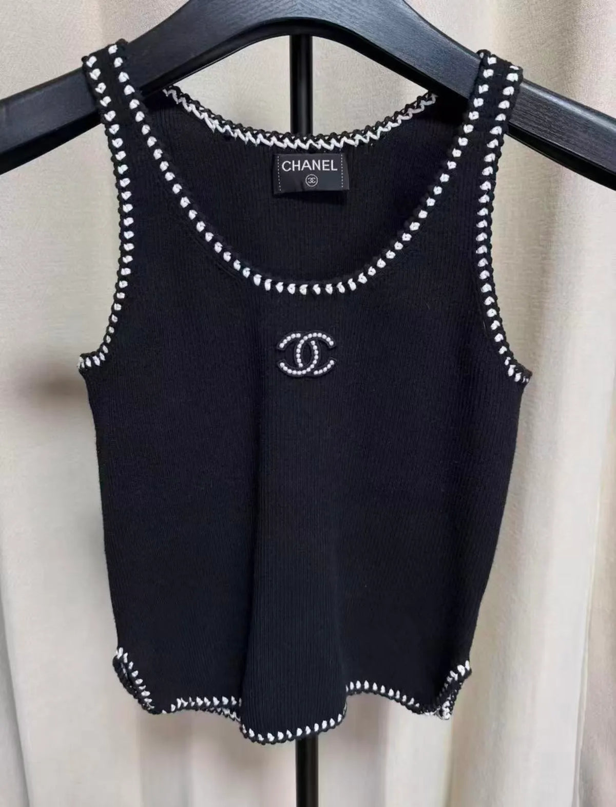 Contrast Piping Tank Top