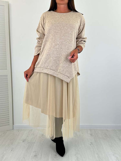✨New Arrival✨Batwing sweater + mesh skirt