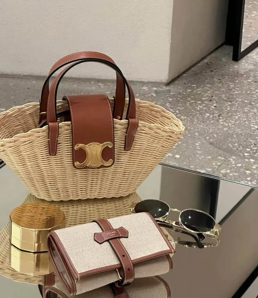 Resort Style Handheld Shoulder Bag